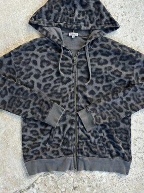 Splendid grey leopard zip hoodie––M 🖤